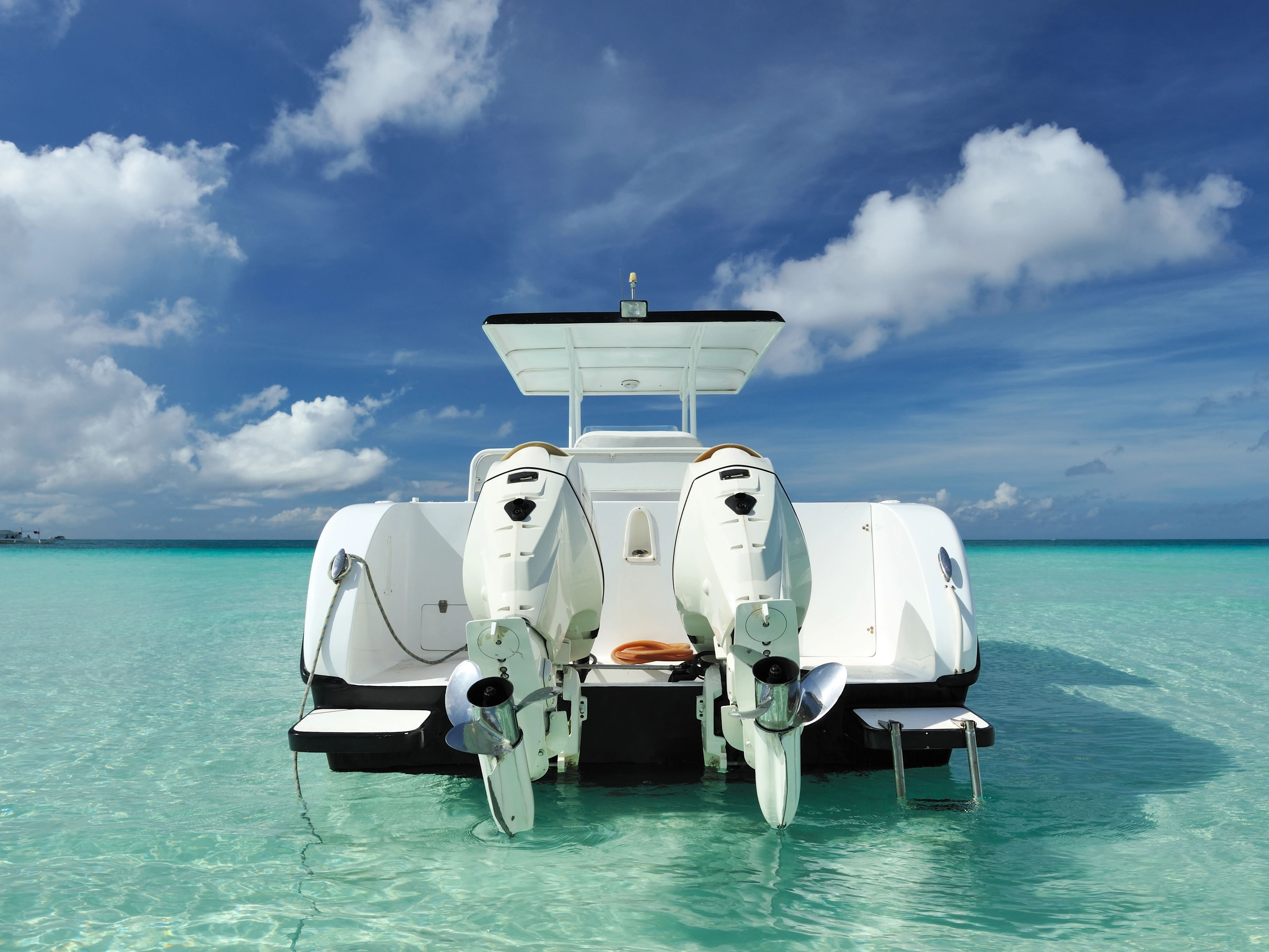 Boat on Florida waters - comprehensive boat and watercraft insurance coverage
